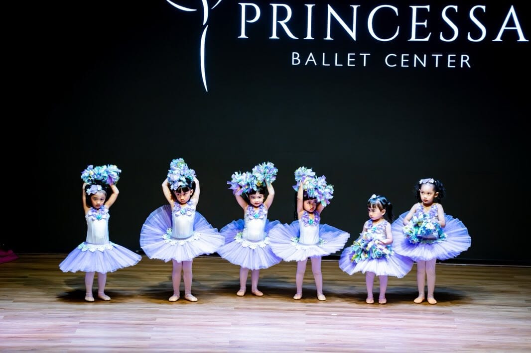 Little dancers at My First Stage